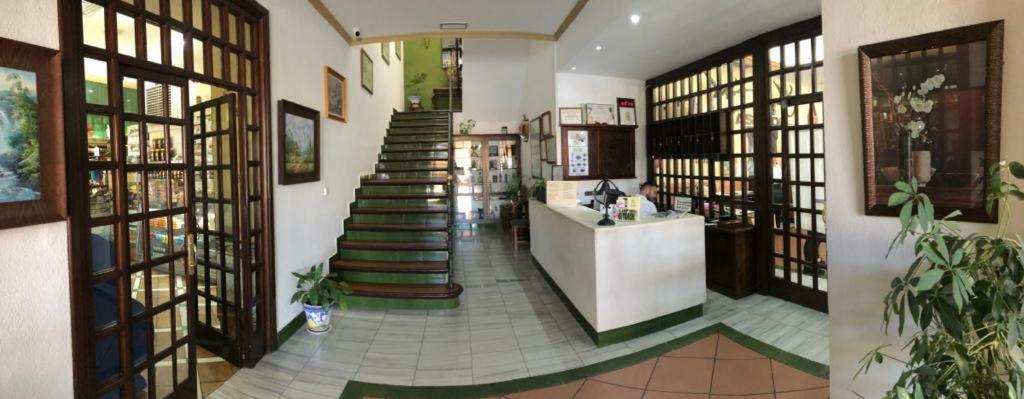 Hotel La Yedra アンテケラ エクステリア 写真
